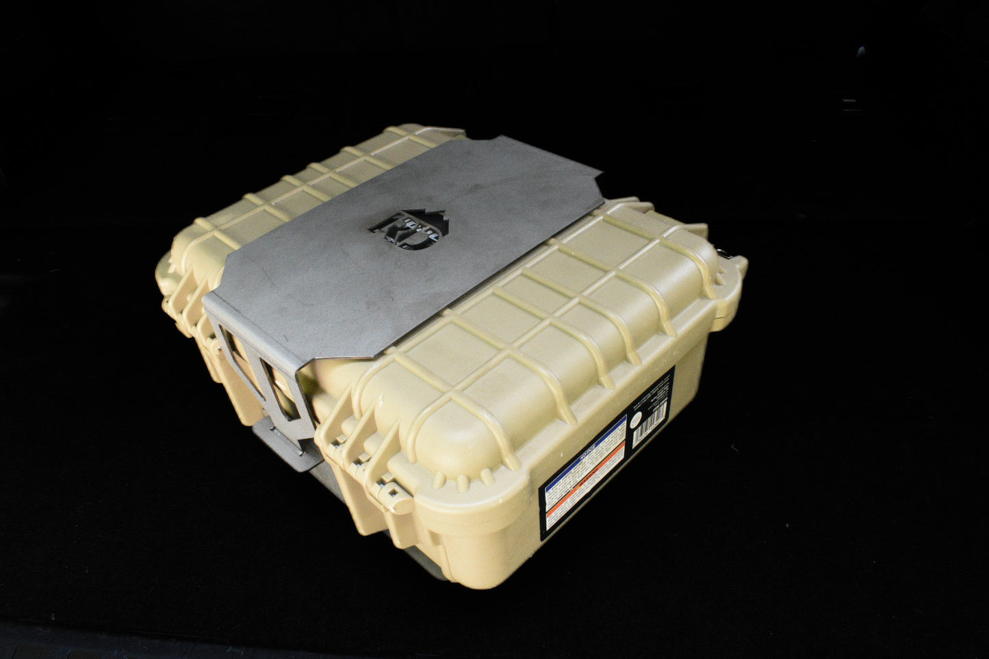 Apache Case Mounts